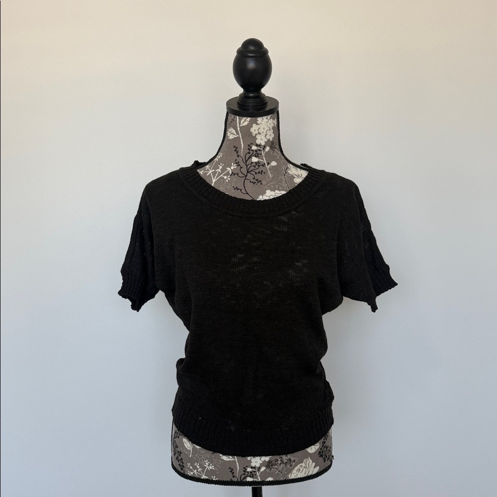 LEI Black Fitted Short Sleeve Tee